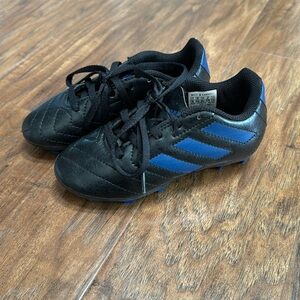 Adidas soccer cleats. Toddler size 11. Blue and black